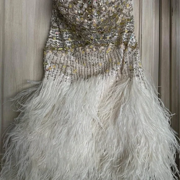 Sherri Hill Cream Satin Gown Size 2 - Picture 2 of 5